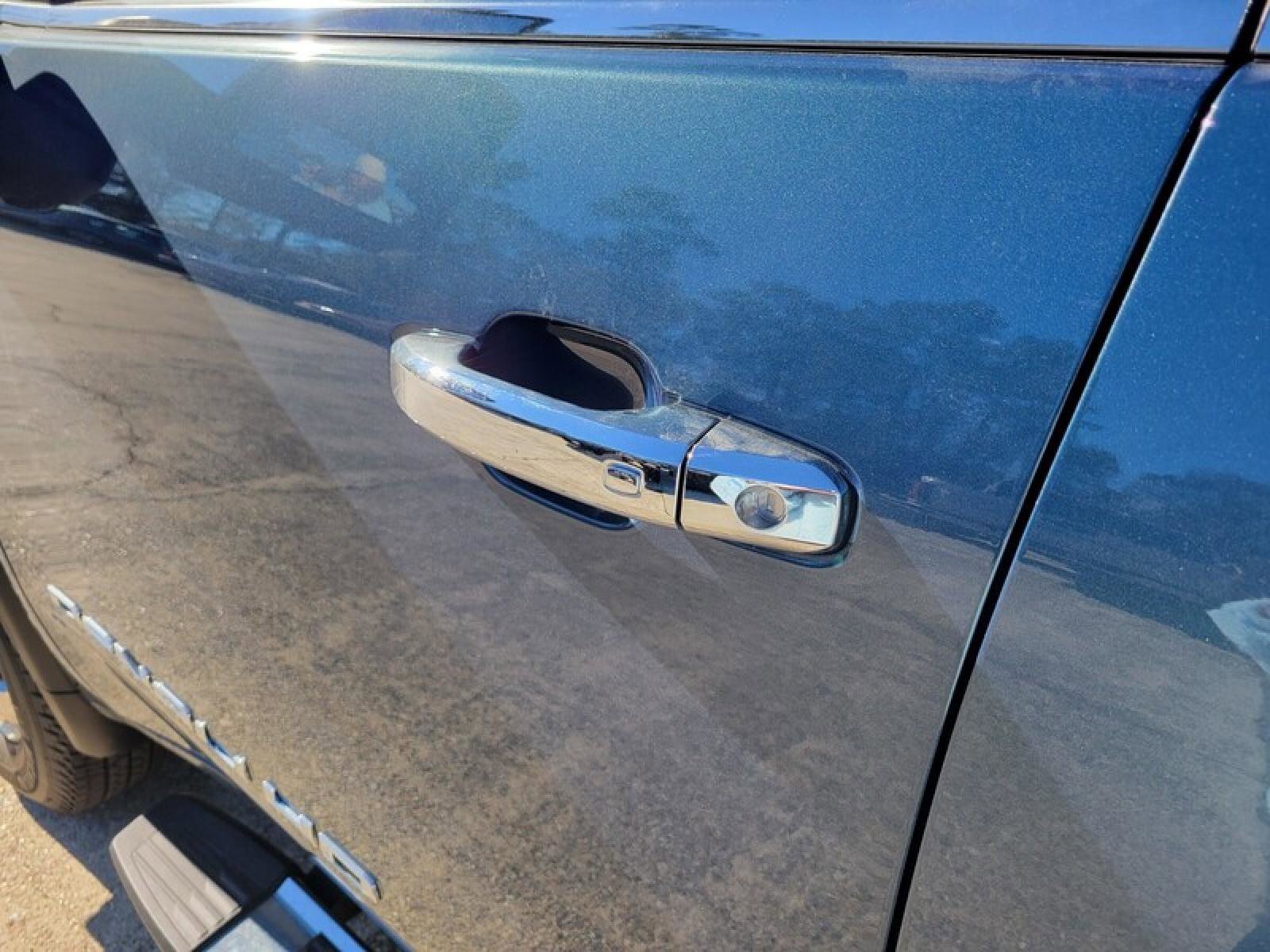 New 2026 GMC Sierra 3500 Denali w/ Denali Reserve Package image 10