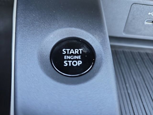 New 2026 Nissan Sentra SL FWD image 29