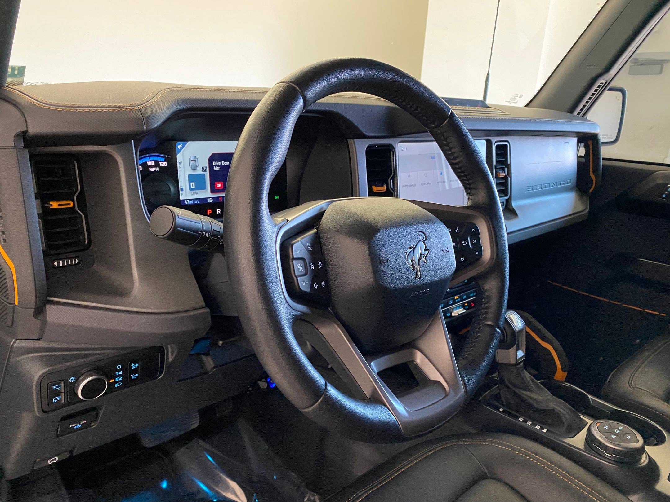 Used 2024 Ford Bronco Badlands image 4