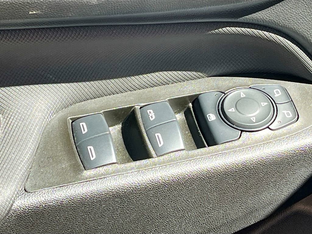 Used 2024 Chevrolet Equinox RS AWD/4WD image 17