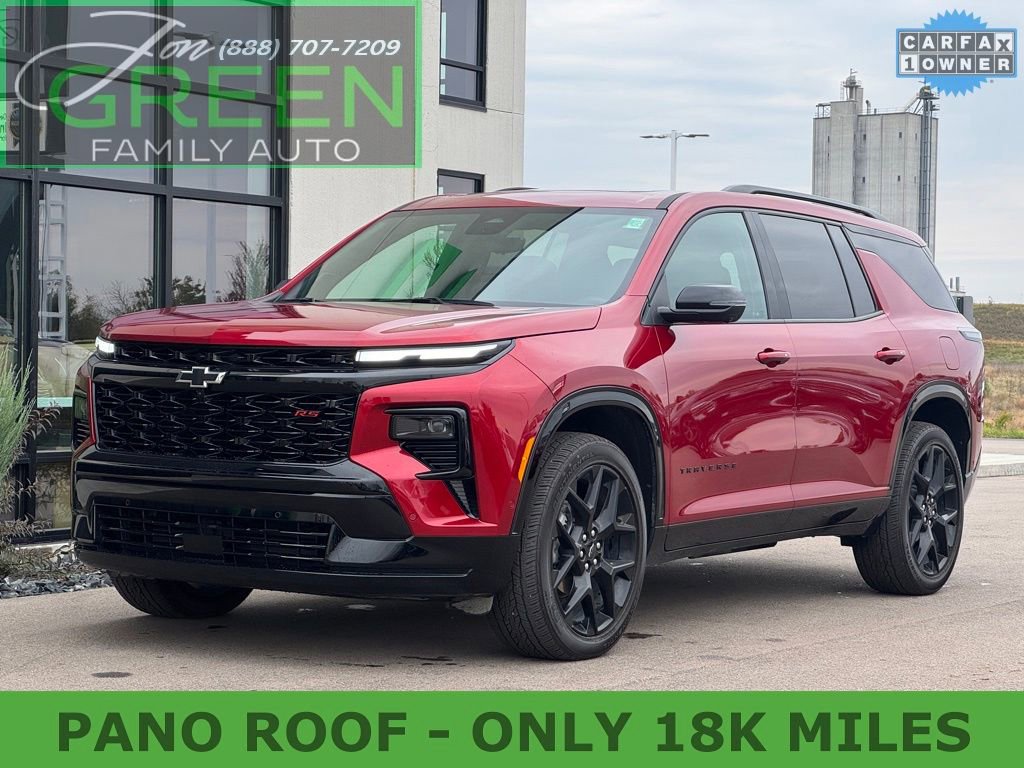 Used 2024 Chevrolet Traverse RS w/ LPO, Floor Liner Package image 1