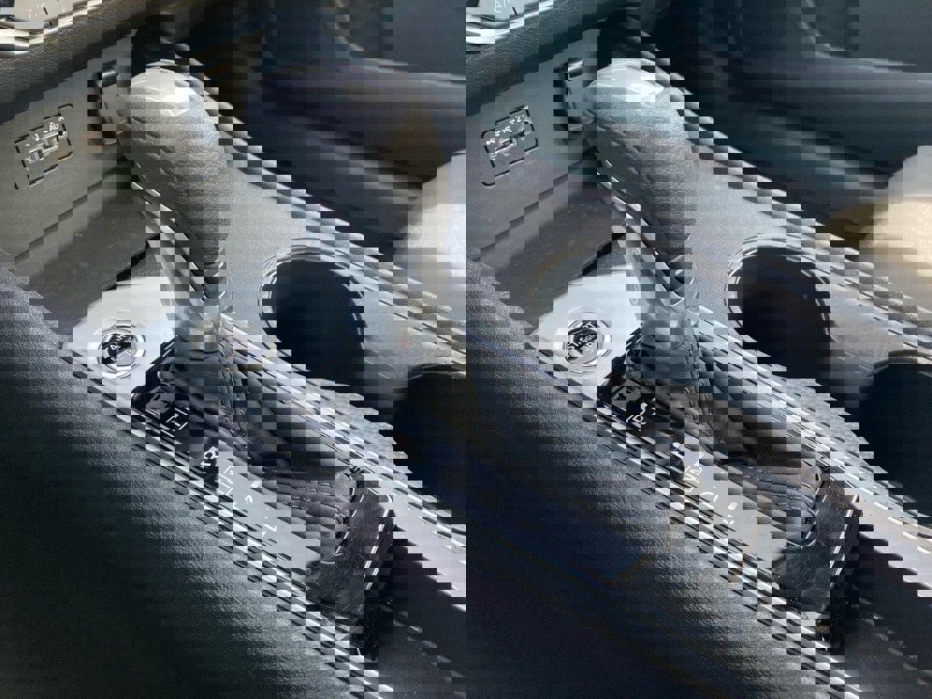 Used 2025 Nissan Altima 2.5 SV image 25