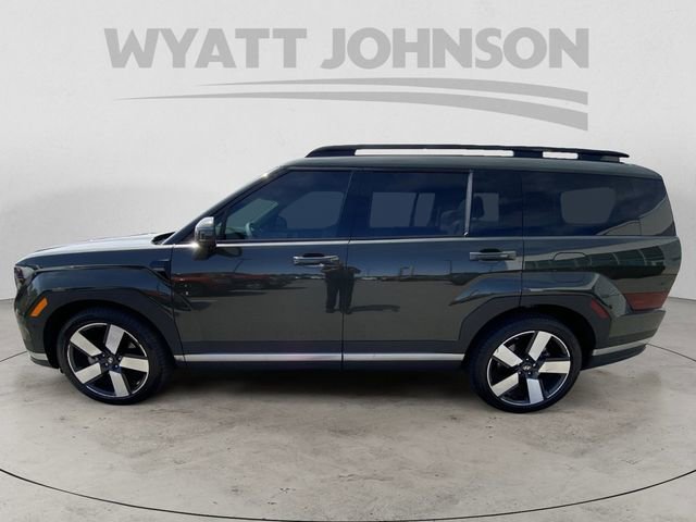 Used 2024 Hyundai Santa Fe Limited AWD/4WD image 3