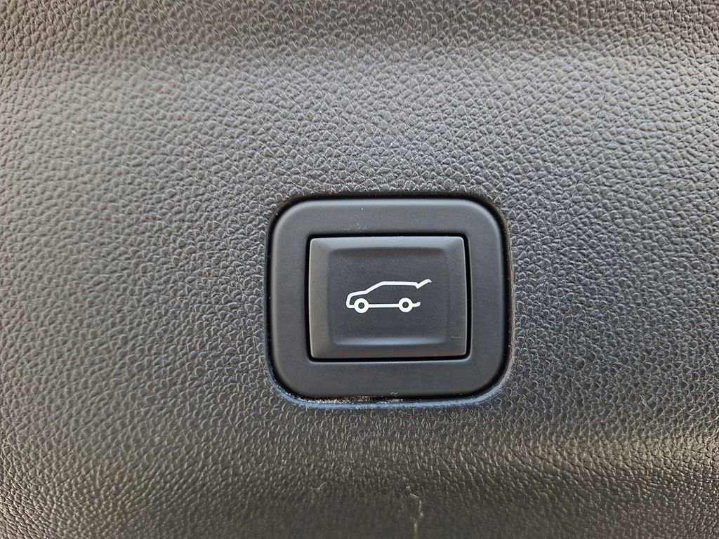 Certified 2024 Chevrolet Tahoe RST w/ Luxury Package image 31