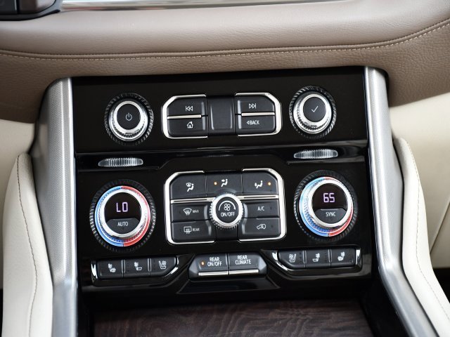 Used 2021 GMC Yukon XL Denali image 32