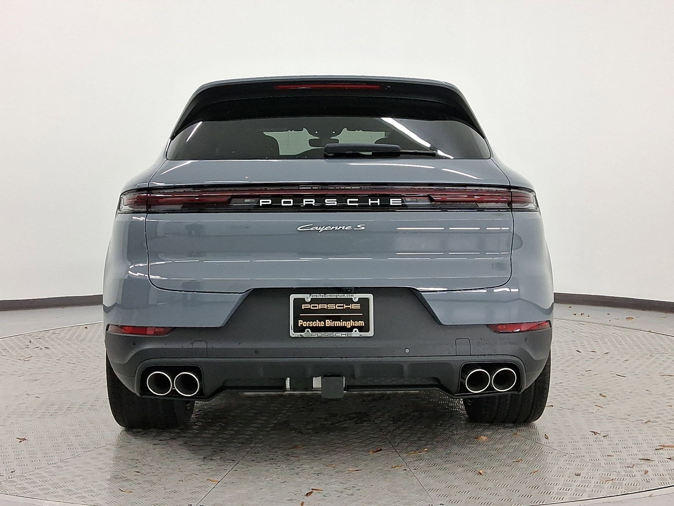 New 2026 Porsche Cayenne S image 6