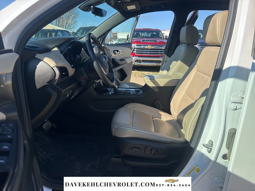 Used 2023 Chevrolet Traverse Premier AWD/4WD image 18