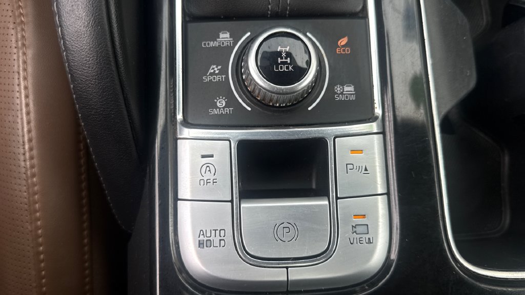Used 2022 Kia Telluride SX w/ SX Prestige Package AWD/4WD image 37