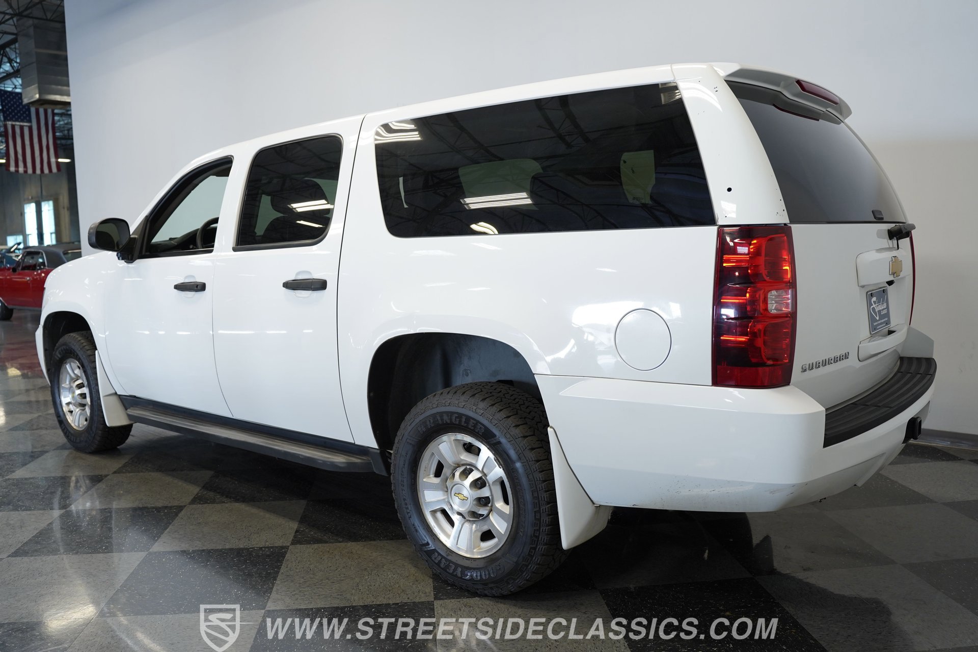 Used 2012 Chevrolet Suburban 2500 w/ Skid Plate Package image 9
