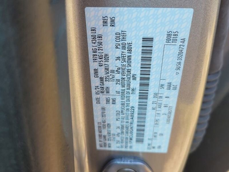 Used 2024 Ford Escape Active image 19