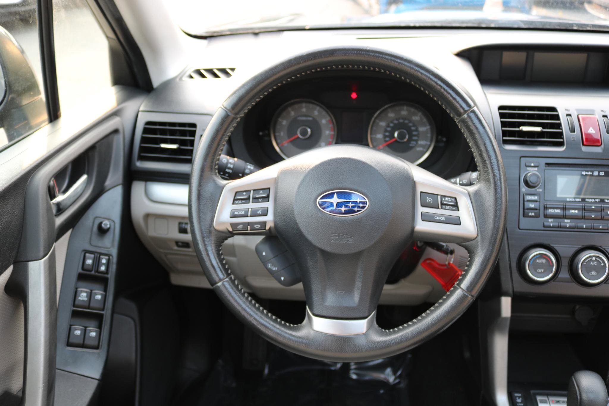 Used 2014 Subaru Forester 2.5i Limited AWD/4WD image 29