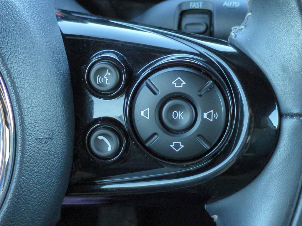 Used 2020 MINI Cooper Convertible w/ Signature Upholstery Package image 21