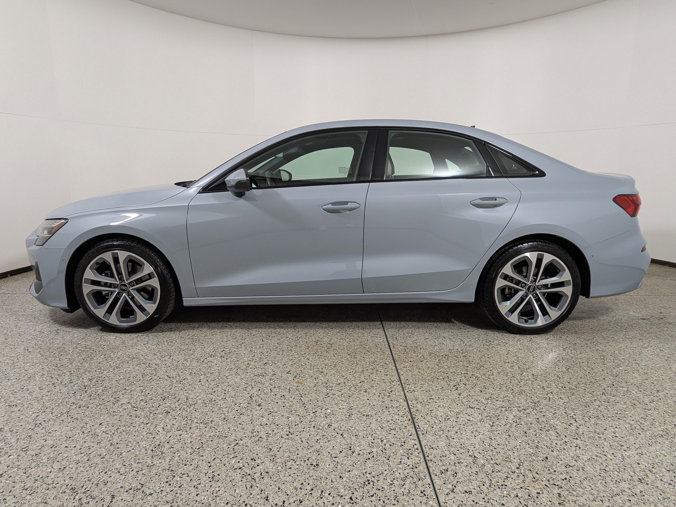 Certified 2025 Audi A3 2.0T Premium Plus w/ Premium Plus Package image 4