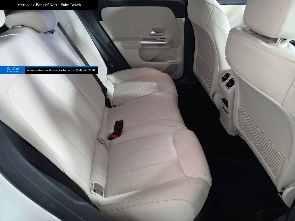 Certified 2025 Mercedes-Benz GLA 250 4MATIC image 25