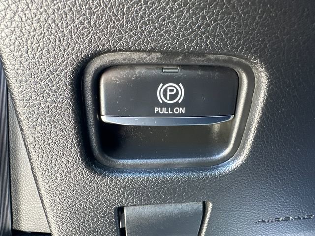 Used 2023 Jeep Grand Cherokee L Limited AWD/4WD image 35