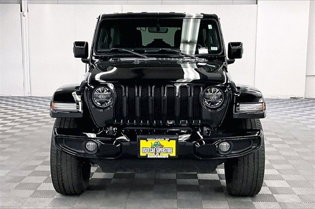 Used 2020 Jeep Wrangler Unlimited Sahara image 3