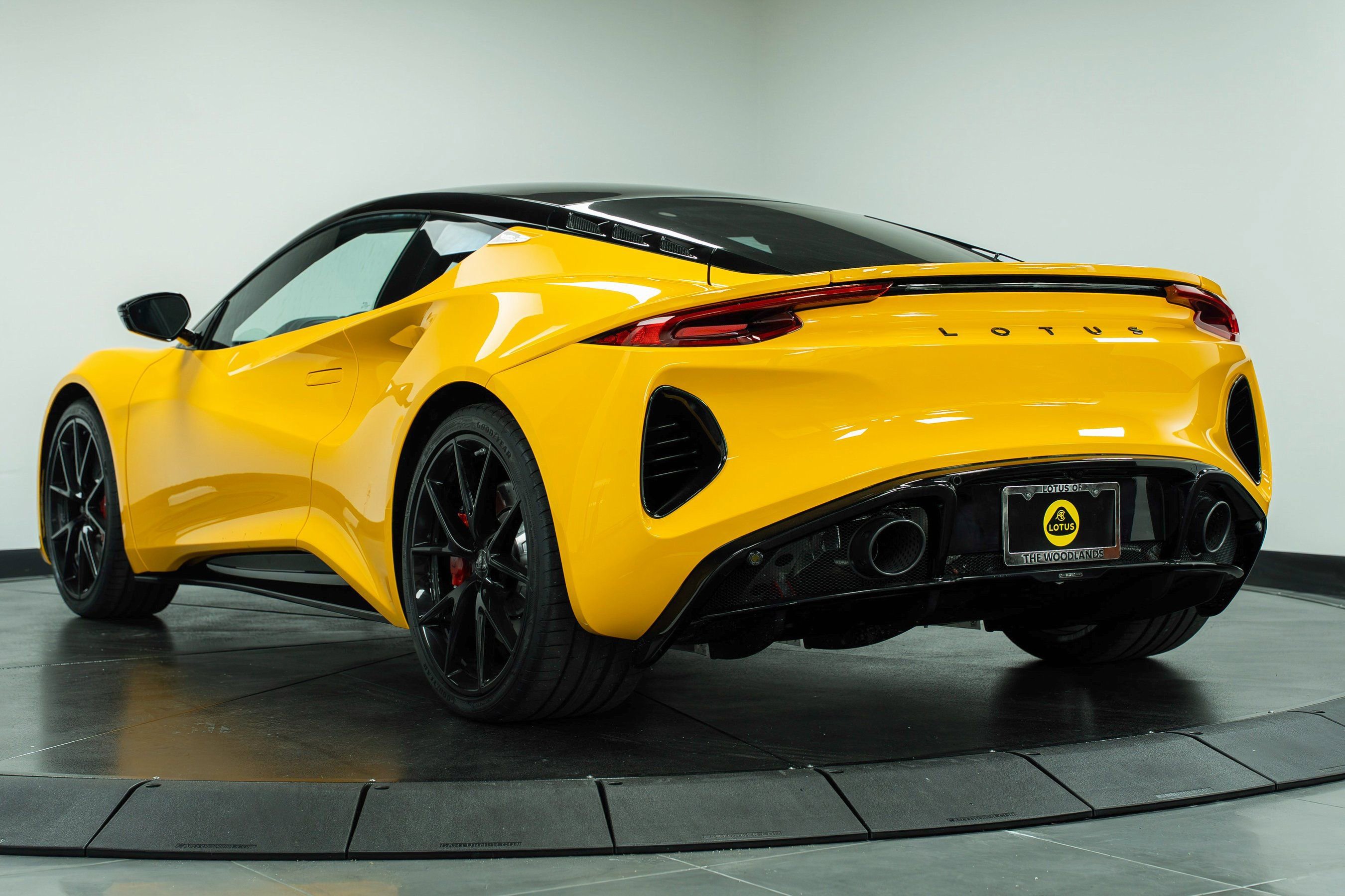 New 2026 Lotus Emira SE image 40