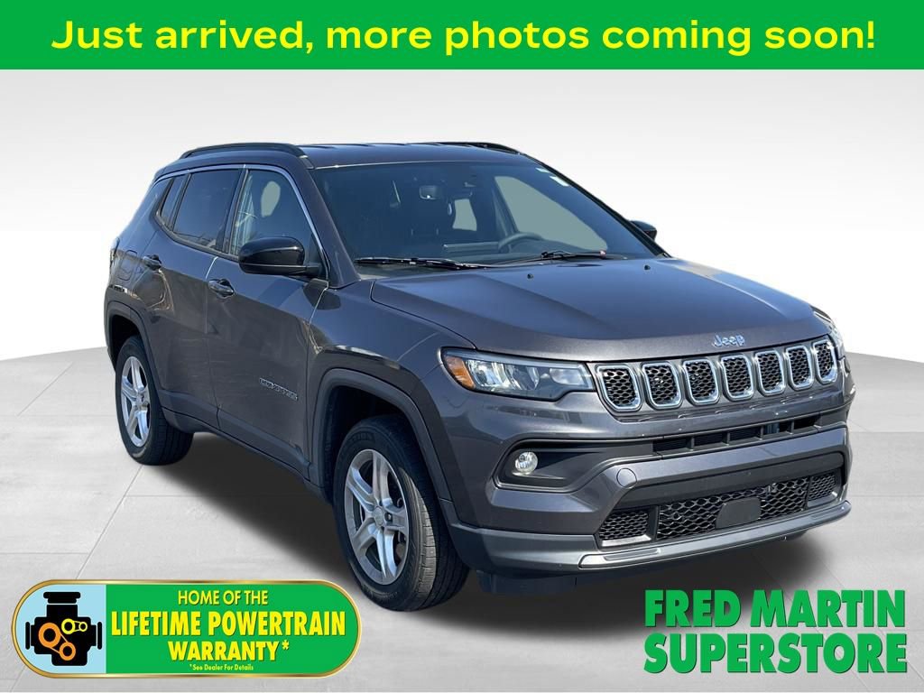 Used 2023 Jeep Compass Latitude w/ Convenience Group