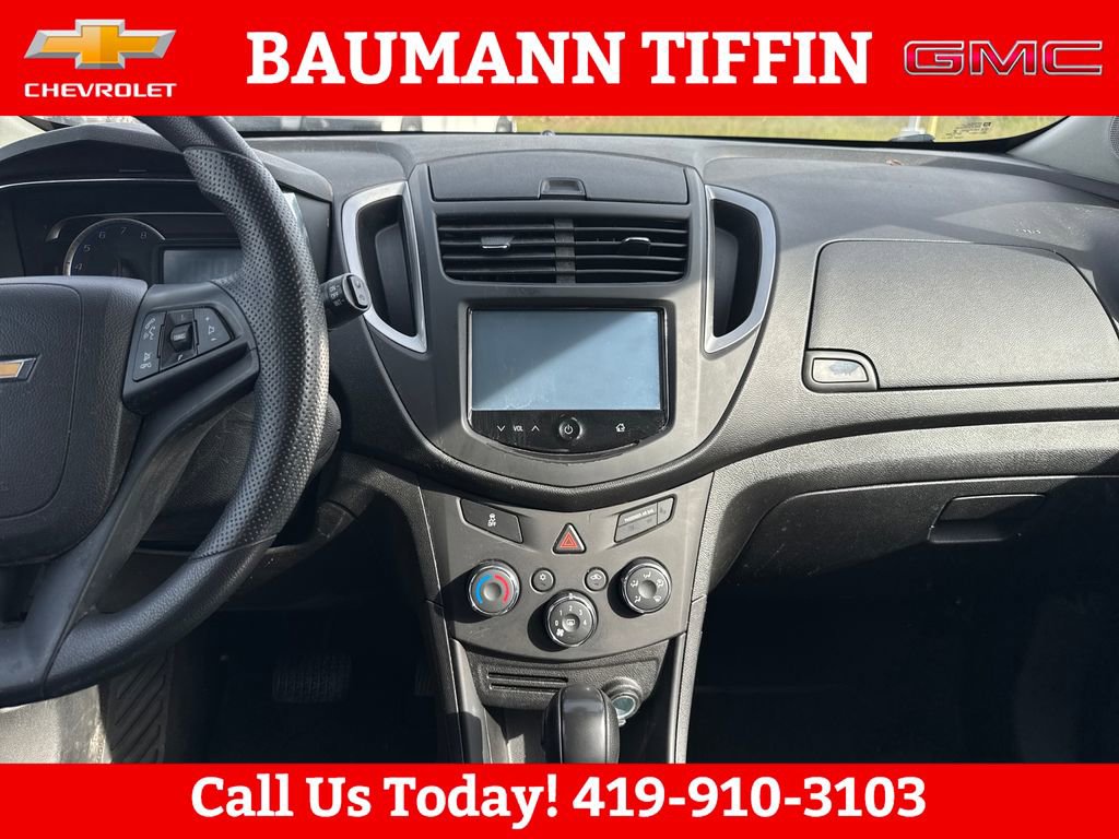 Used 2015 Chevrolet Trax LS FWD image 25