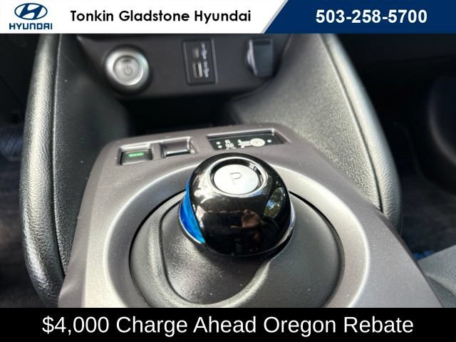 Used 2025 Nissan Leaf S FWD image 33