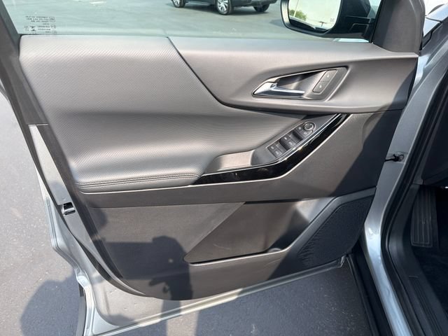 Certified 2026 Chevrolet Equinox LT w/ LPO, Floor Liner Package FWD image 10