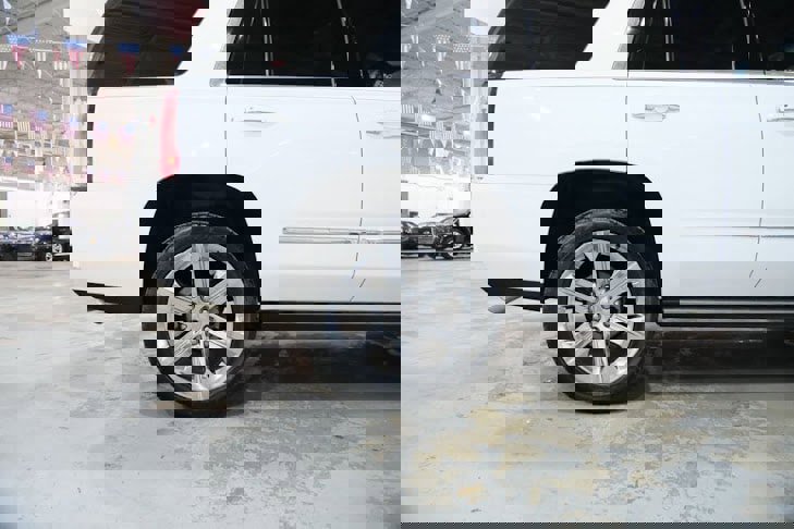 Used 2016 GMC Yukon Denali w/ Open Road Package image 13