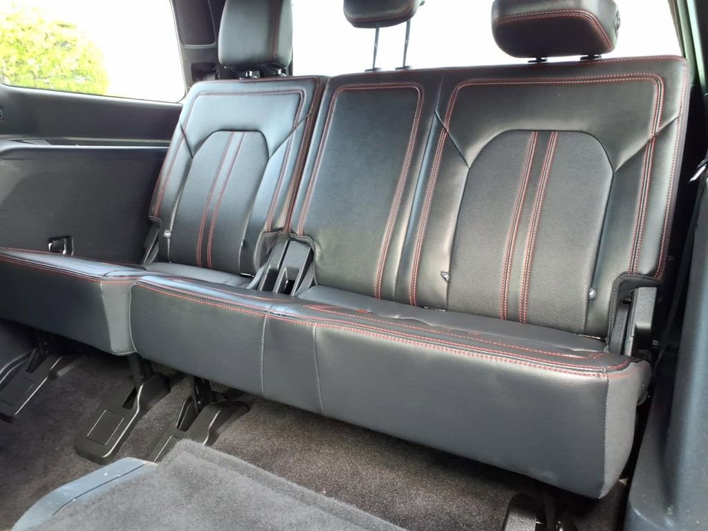 Used 2022 Ford Expedition Limited AWD/4WD image 17
