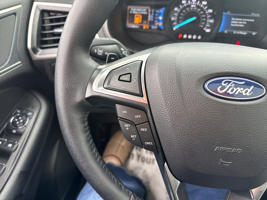 Used 2024 Ford Edge SEL w/ Class II Trailer Tow Package image 28