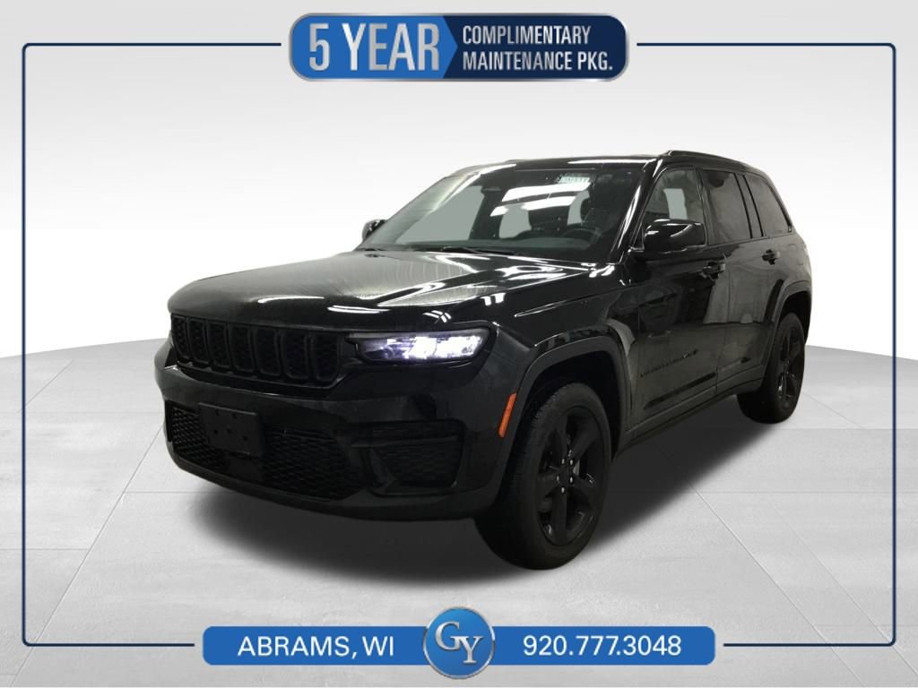 Used 2023 Jeep Grand Cherokee Altitude image 1