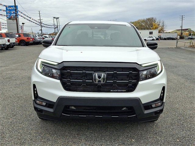 Certified 2025 Honda Ridgeline Black Edition image 2