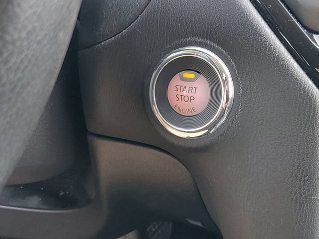 Used 2019 Nissan Pathfinder SV AWD/4WD image 22
