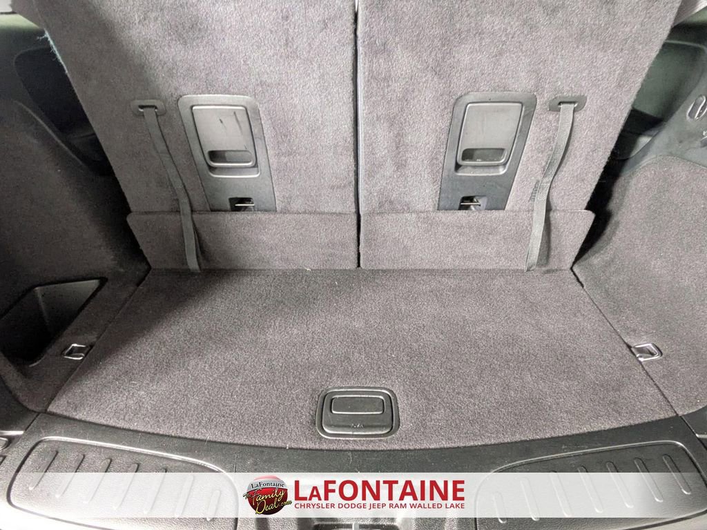 Certified 2023 Dodge Durango R/T w/ Hemi Orange Plus Package image 31