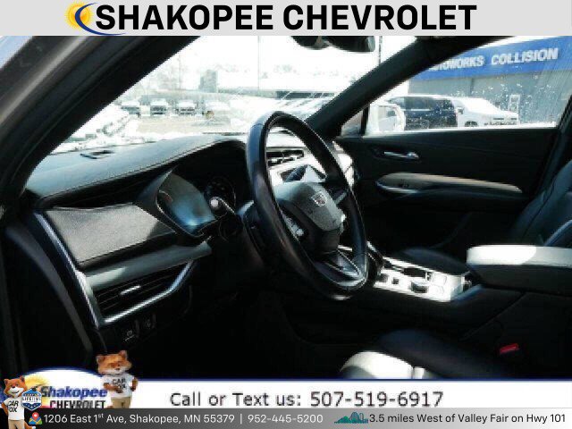 Used 2020 Cadillac XT4 Premium Luxury image 7