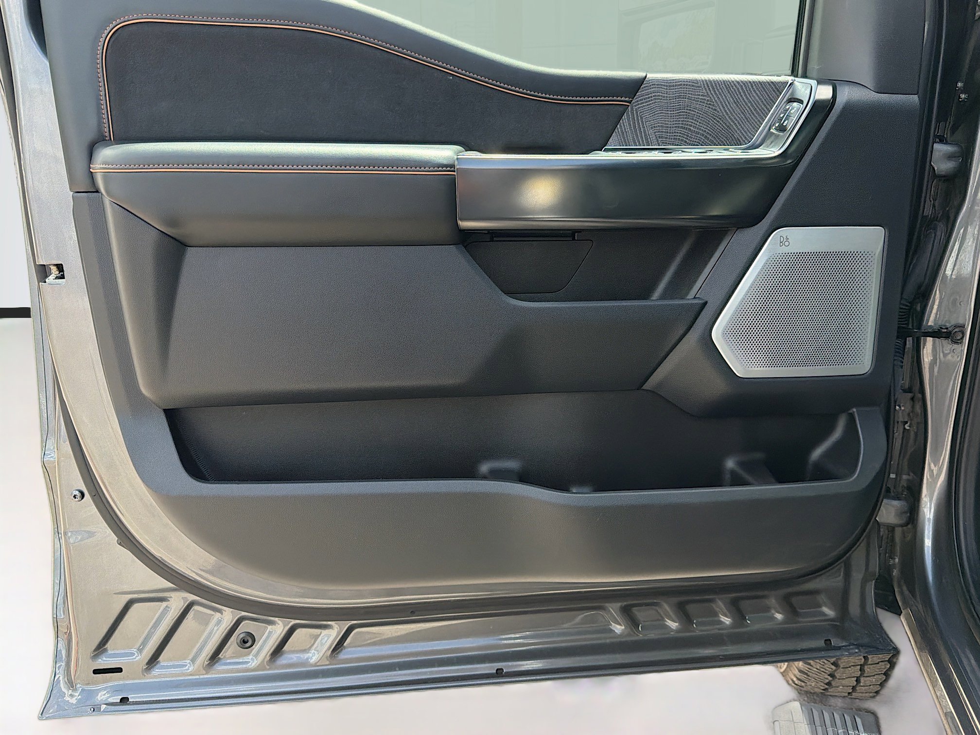 Used 2024 Ford F350 Platinum image 20