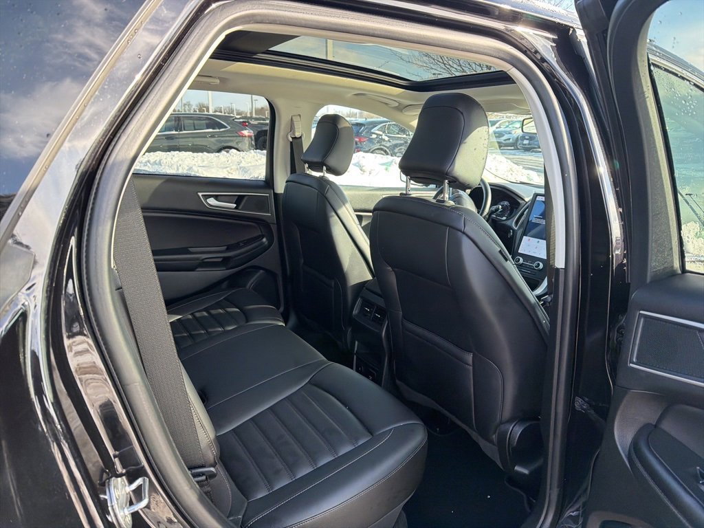 Certified 2024 Ford Edge SEL w/ Convenience Package image 20