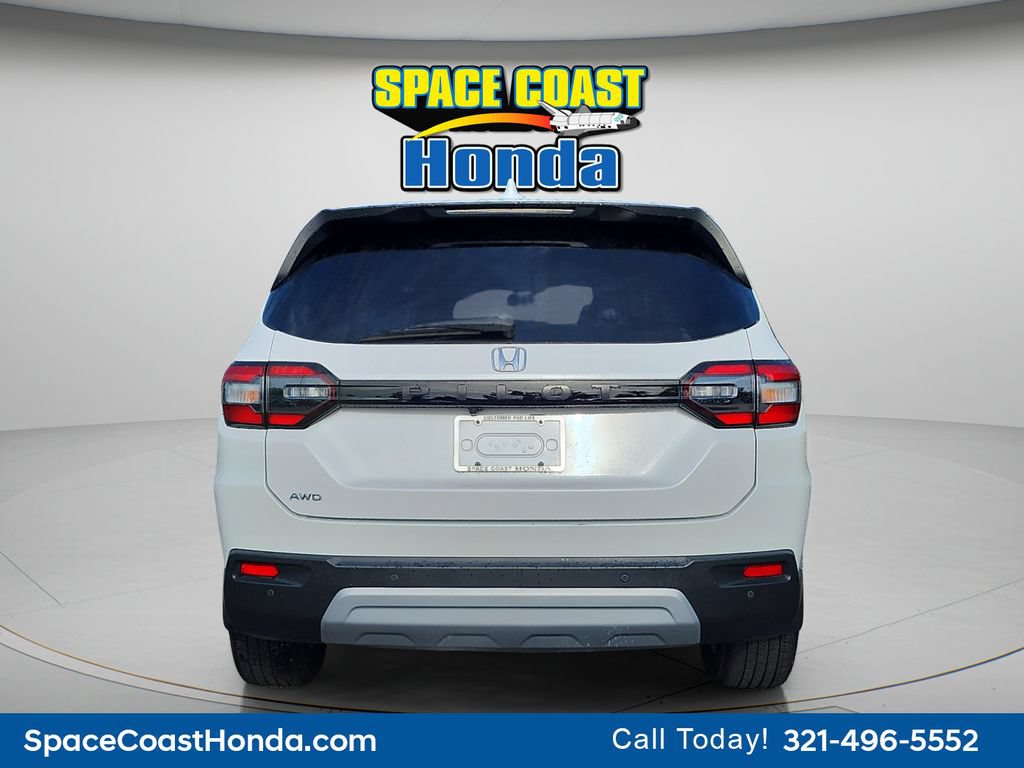 Used 2023 Honda Pilot EX-L image 4