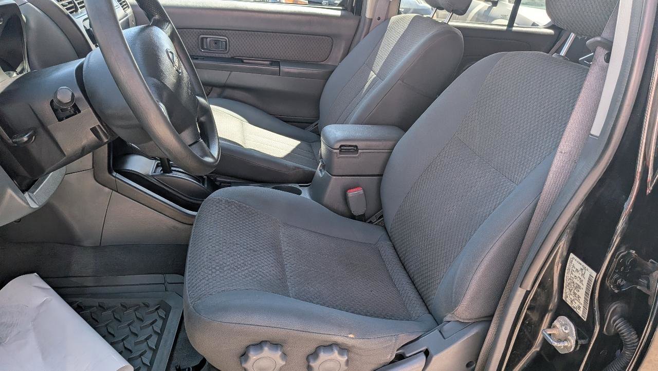 Used 2004 Nissan Xterra XE RWD image 9