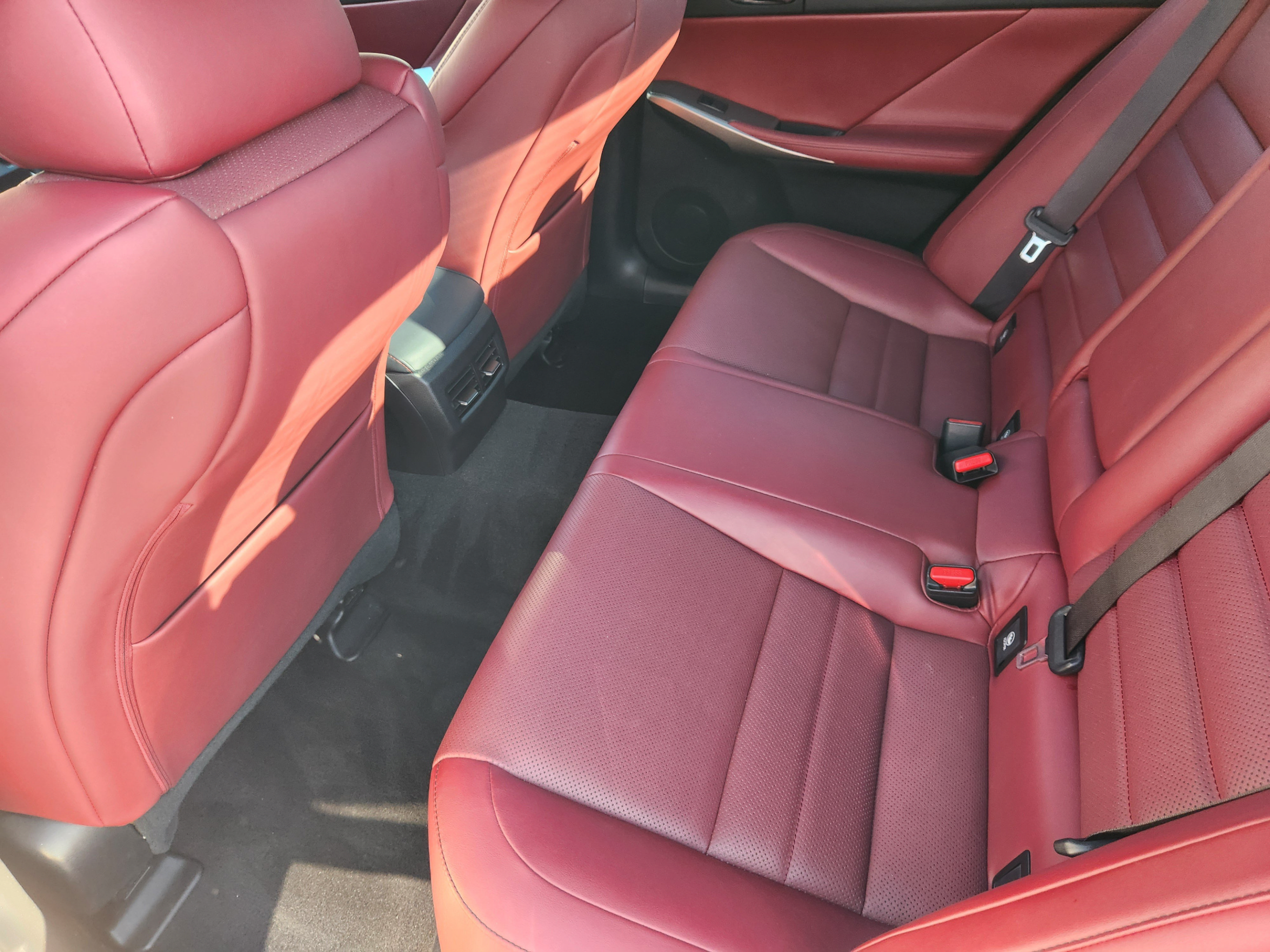 Used 2015 Lexus IS 250 w/ F-Sport Package RWD image 29