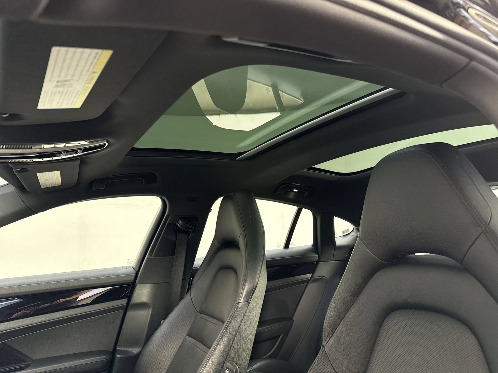 Used 2018 Porsche Panamera 4S AWD/4WD image 17