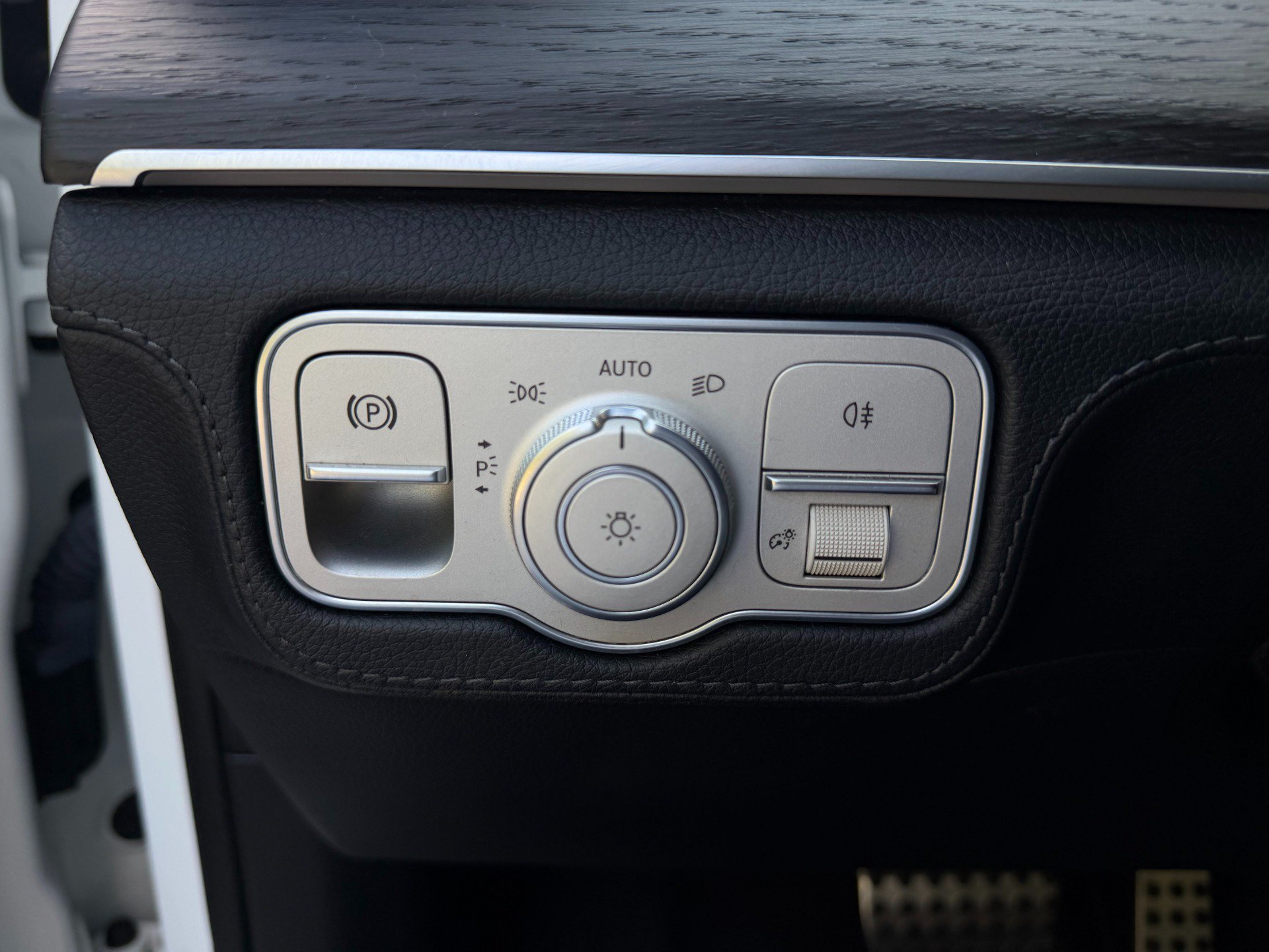 Used 2020 Mercedes-Benz GLS 580 4MATIC image 30