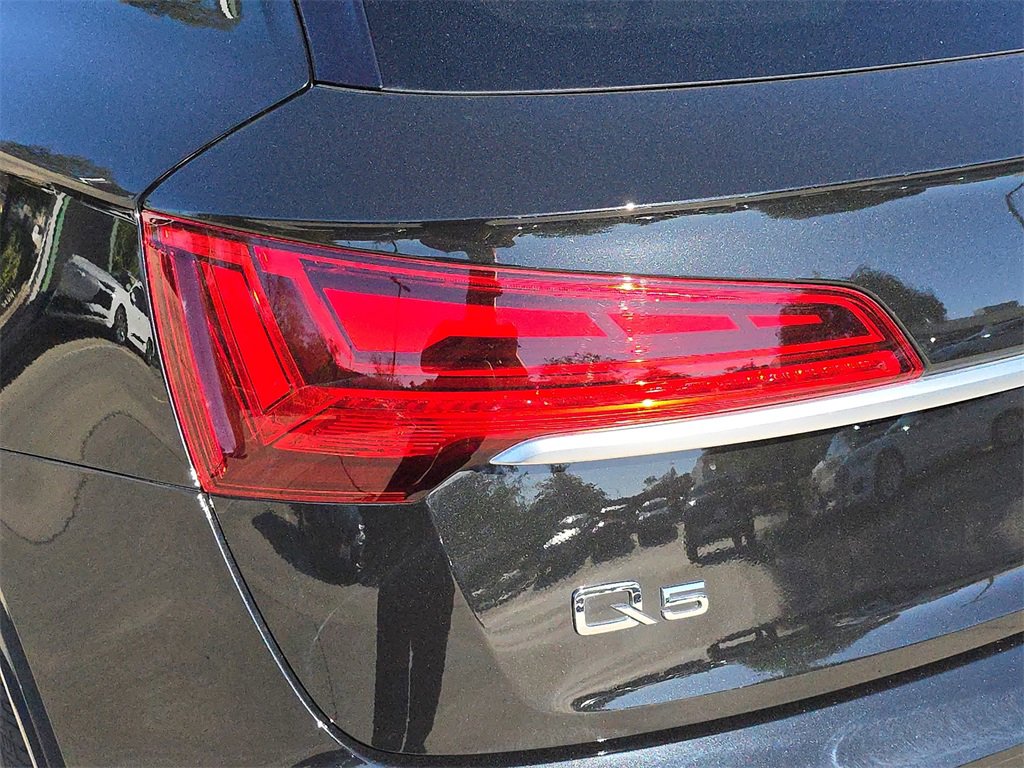Used 2023 Audi Q5 2.0T Premium w/ Convenience Package image 38