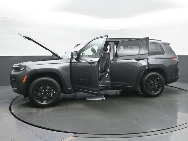 New 2026 Jeep Grand Cherokee L Laredo image 57