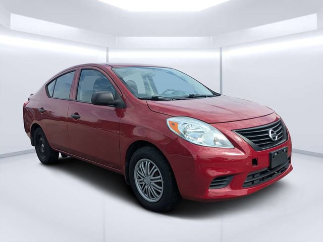 Used 2014 Nissan Versa S Plus FWD image 1