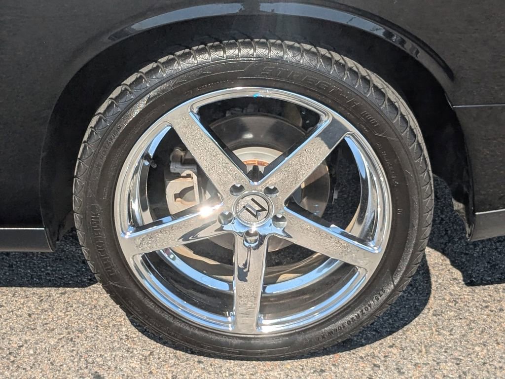 Used 2022 Dodge Challenger R/T RWD image 11