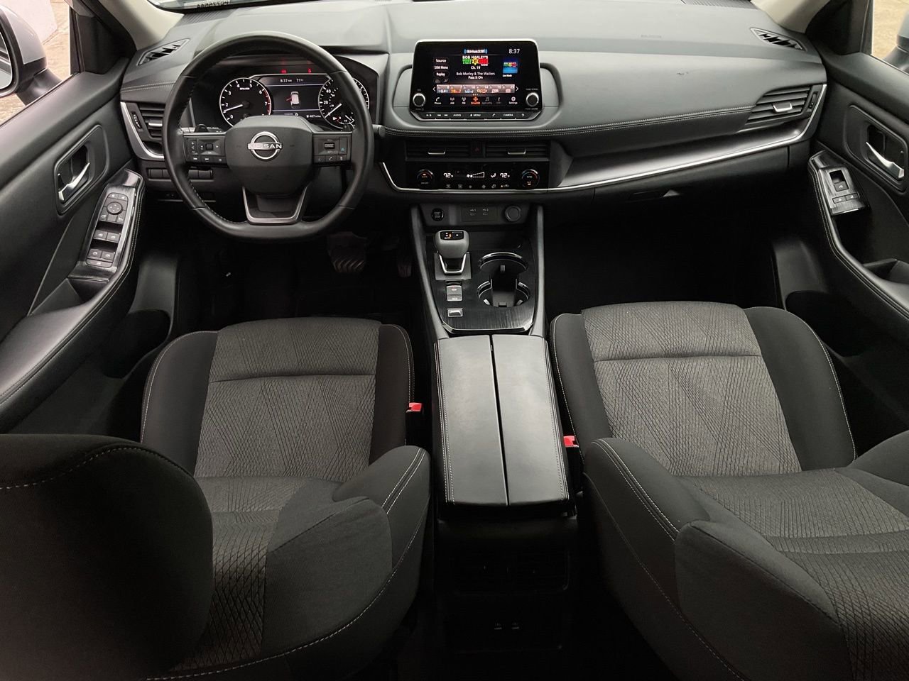 Used 2025 Nissan Rogue SV image 20