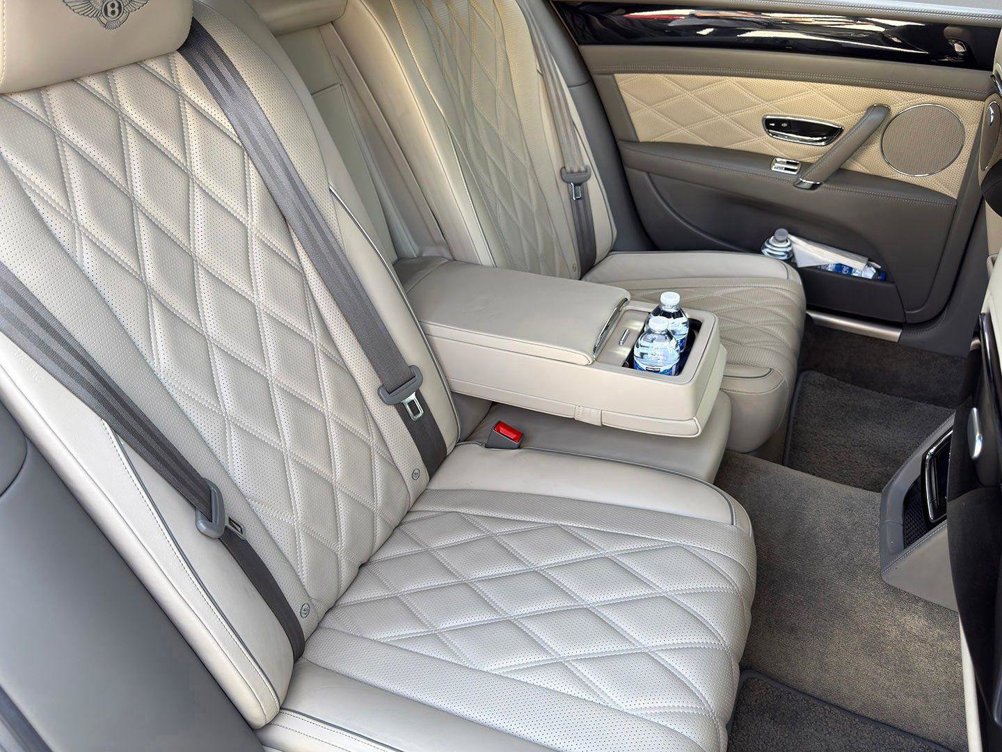 Used 2016 Bentley Flying Spur W12 image 26