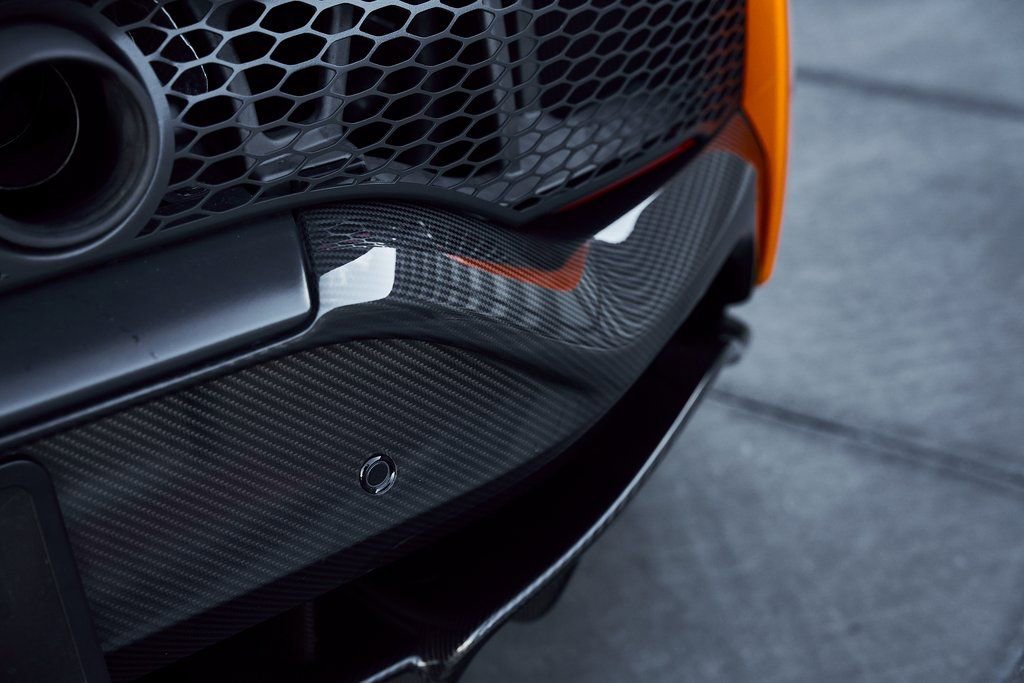 Used 2025 McLaren Artura Spider image 21