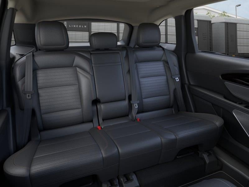 New 2026 Lincoln Nautilus Reserve AWD/4WD image 11