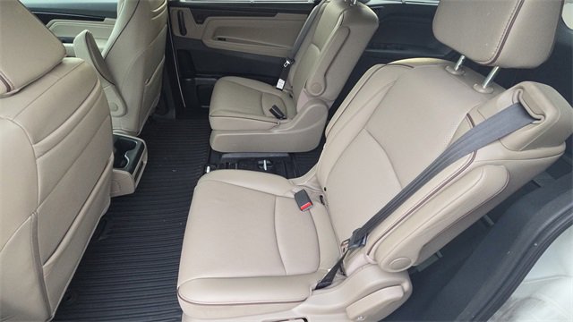Used 2023 Honda Odyssey Elite image 18