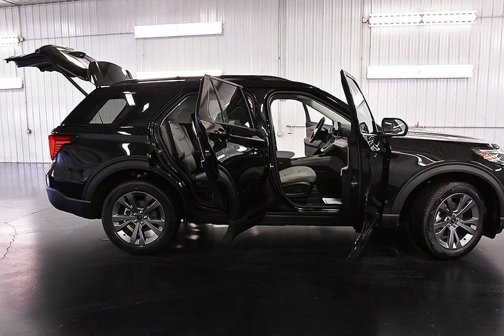 New 2026 Ford Explorer Active w/ Active Comfort Package image 34